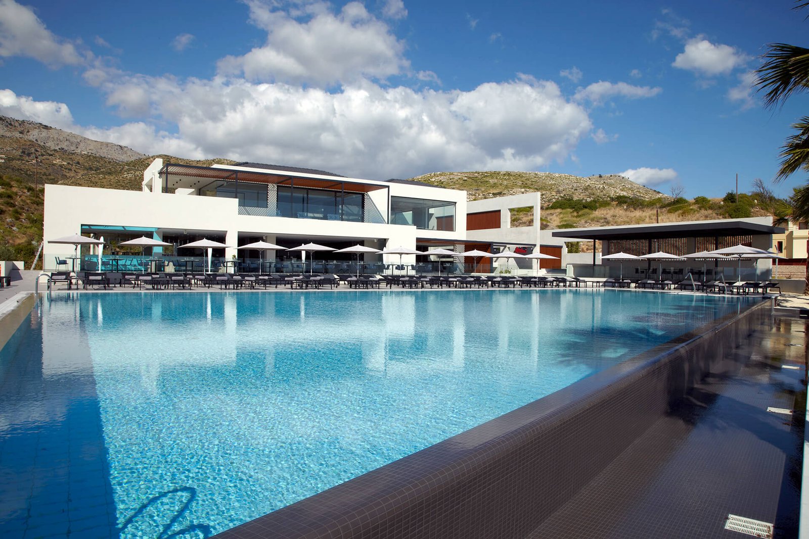 TESORO BLU HOTEL + SPA 01