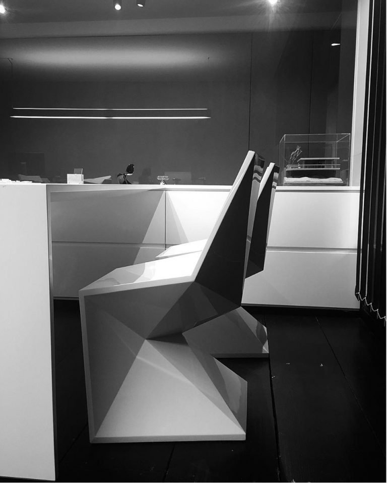 k-division office 03